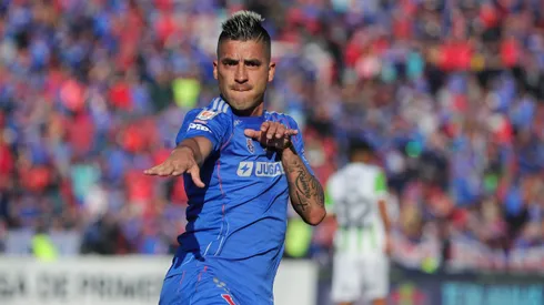 Leandro Fernández no estuvo ante Colo Colo.