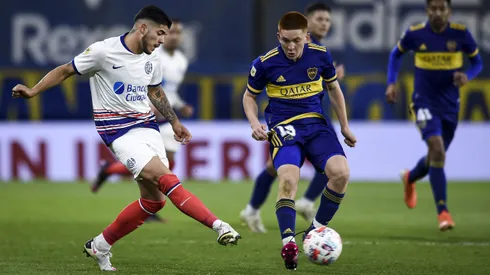 Magallanes sorprendió en la Primera B.