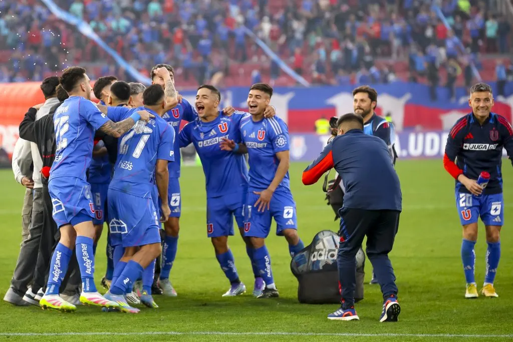 La U celebró el triunfo en el Superclásico | Photosport