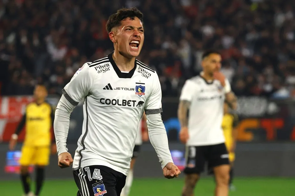Lejanos días felices de Zavala en Colo Colo: Jarita le mandó apoyo.