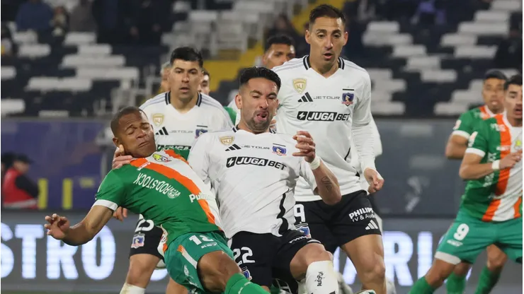 Mauricio Isla, Javier Correa y Tomás Alarcón son algunas de las dudas de Colo Colo.