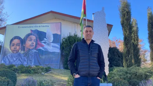 Ehab Abu Jazar, entrenador de Palestina, está en Chile viendo jugadores seleccionables