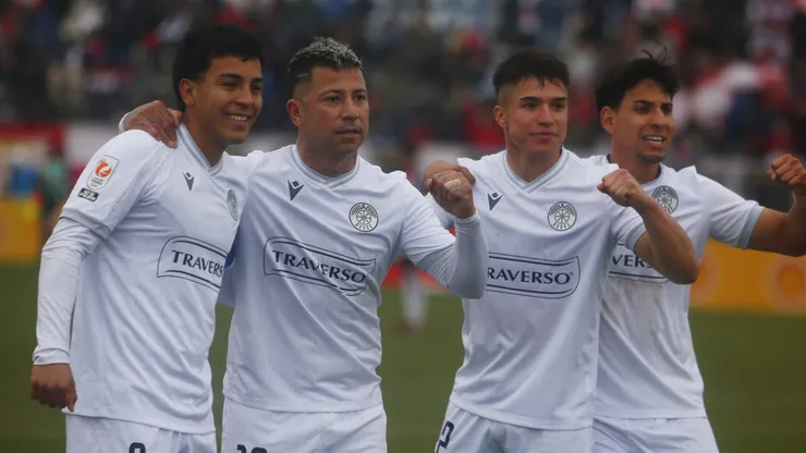 Leo Valencia sueña con ganar el torneo con Audax