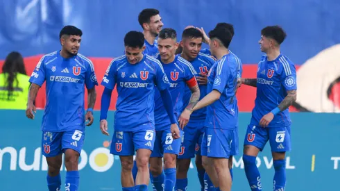 Universidad de Chile recibe a Guaraní en el Estadio Nacional.