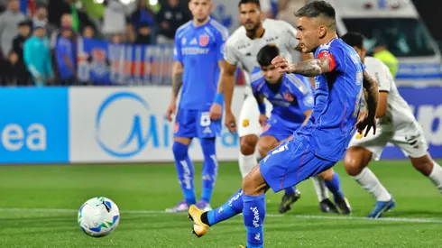Charles Aránguiz acertó su 23° penal con la camiseta de la U.