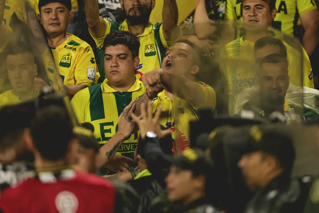 Las pruebas que muestran el acto racista del hincha de Bucaramanga (Atlético Mineiro)
