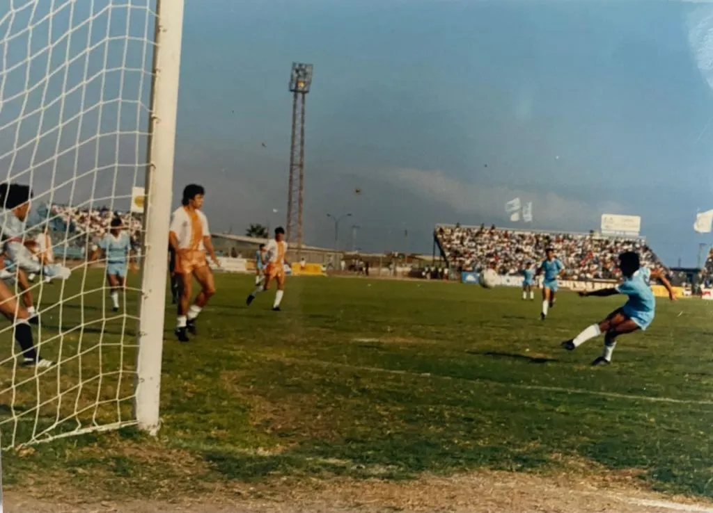 Oré jugando por Iquique ante Cobresal