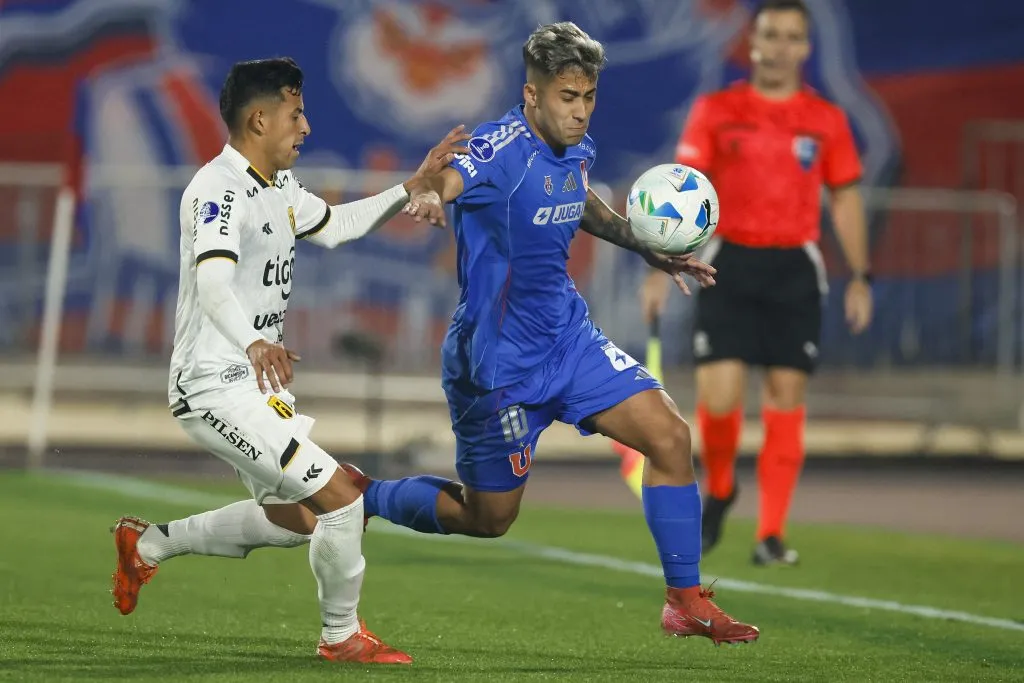 Lucas Assadi se ganó su puesto en el once titular de U de Chile. Foto: Andrés Pina/Photosport