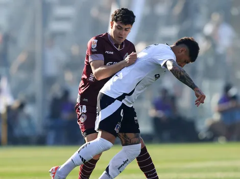 "Para sueldos...: Las pifias de los hinchas del Monumental a Colo Colo