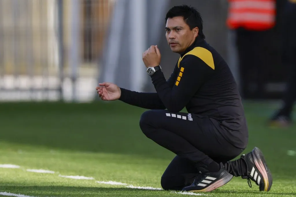 Esteban González, el DT de Coquimbo Unido. (Andres Pina/Photosport]).