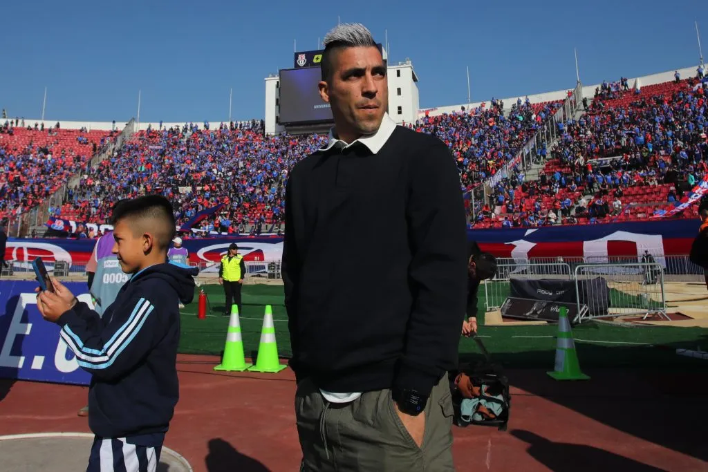 Leandro Fernández se pierde otro duelo por lesión en la U. Foto: Jonnathan Oyarzun/Photosport