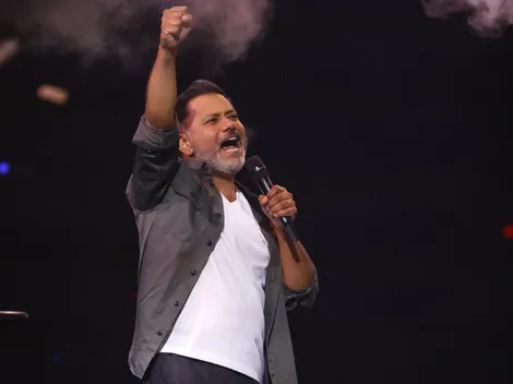 Pedro Ruminot responde a una petición en Colo Colo