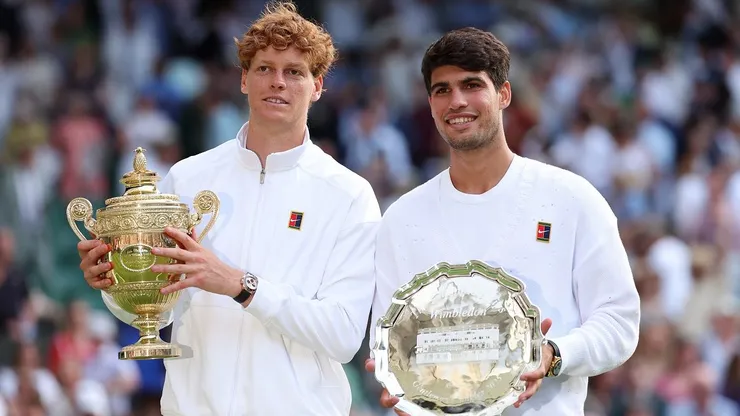 Jannik Sinner y Carlos Alcaraz en la final de Wimbledon
