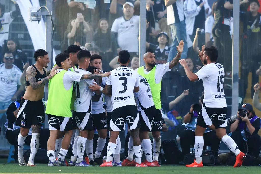 Colo Colo le ganó a La Serena sin Almirón en la banca. Foto: Felipe Zanca/Photosport