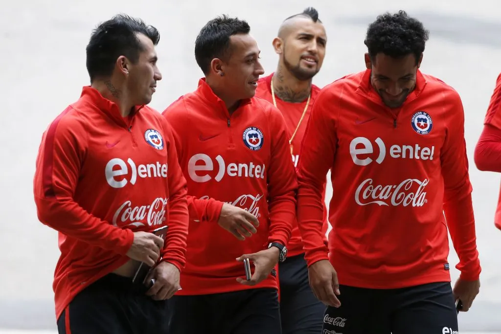 Arturo Vidal y Jean Beausejour vivieron muchas cosas juntos en la selección chilena. (Andres Pina/Photosport).