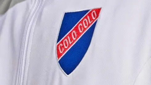 Miles de escudos falsos de Colo Colo ingresaron al país.