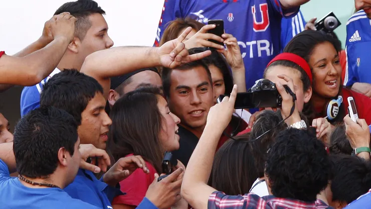 Eduardo Vargas sigue siendo esperado en U de Chile.