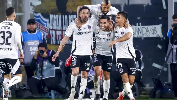 Colo Colo tendrá dos partidos amistosos contra Real Valladid en el marco del centenario del Cacique.