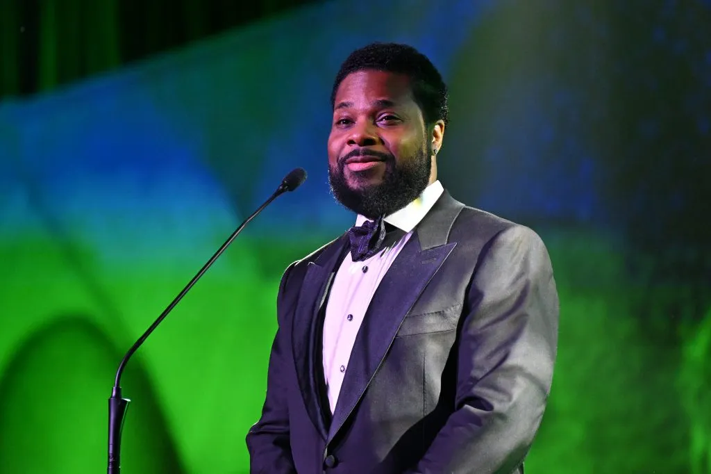 El actor fue parte de la recordada comedia The Cosby Show, en donde interpretó a uno de los hijos del protagonista.