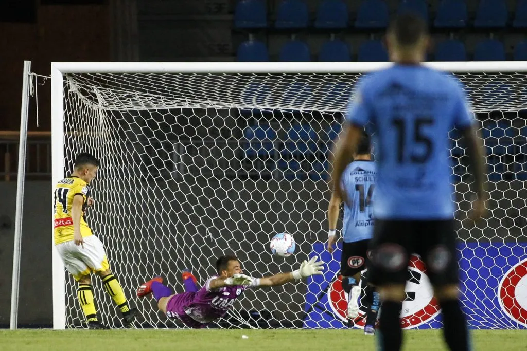 Cristián Zavala jugó 11 partidos en su primera estadía en Coquimbo Unido en 2020. (Alex Diaz/Photosport).