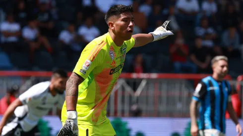 Brayan Cortés podría dejar Colo Colo en los próximos días.