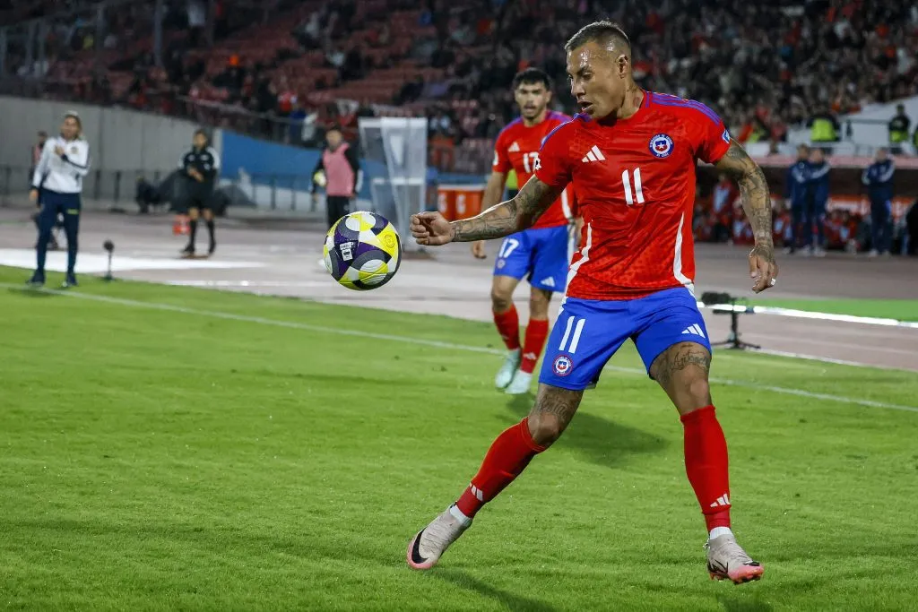 Eduardo Vargas vuelve al fútbol chileno. Foto: Andres Pina/Photosport