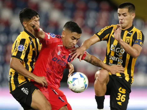 La U clasifica con derrota: se desinfló tras fichaje de Vargas en Audax