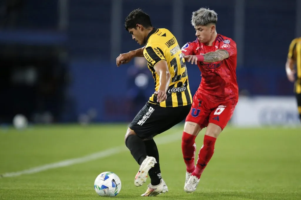 La U dejó en el camino a Guaraní y enfrentará a Independiente.