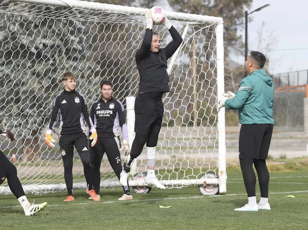 Campos entrenó junto a Colo Colo Femenino