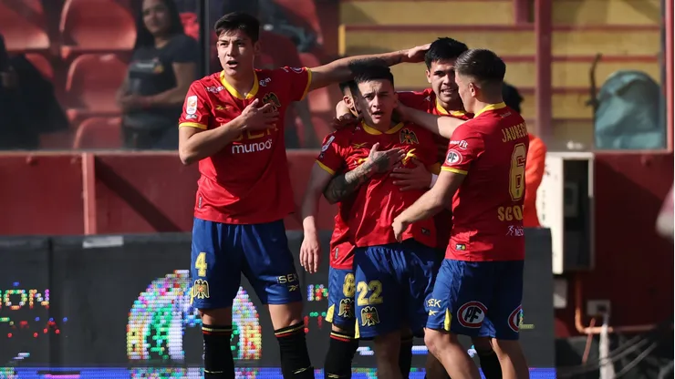 Unión Española quiere alejar al "Fantasma de la B".