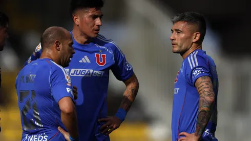 Charles Aránguiz quedó a una amarilla de estar suspendido en la U.