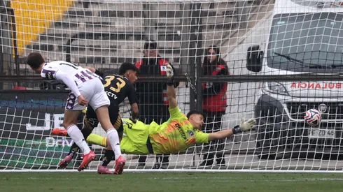 Colo Colo cayó ante Real Valladolid en el Monumental.