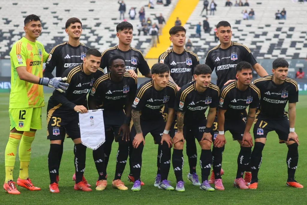 Colo Colo enfrentó al Real Valladolid con un equipo plagado de juveniles y que dejó más que contento a Arturo Vidal. Foto: Photosport.