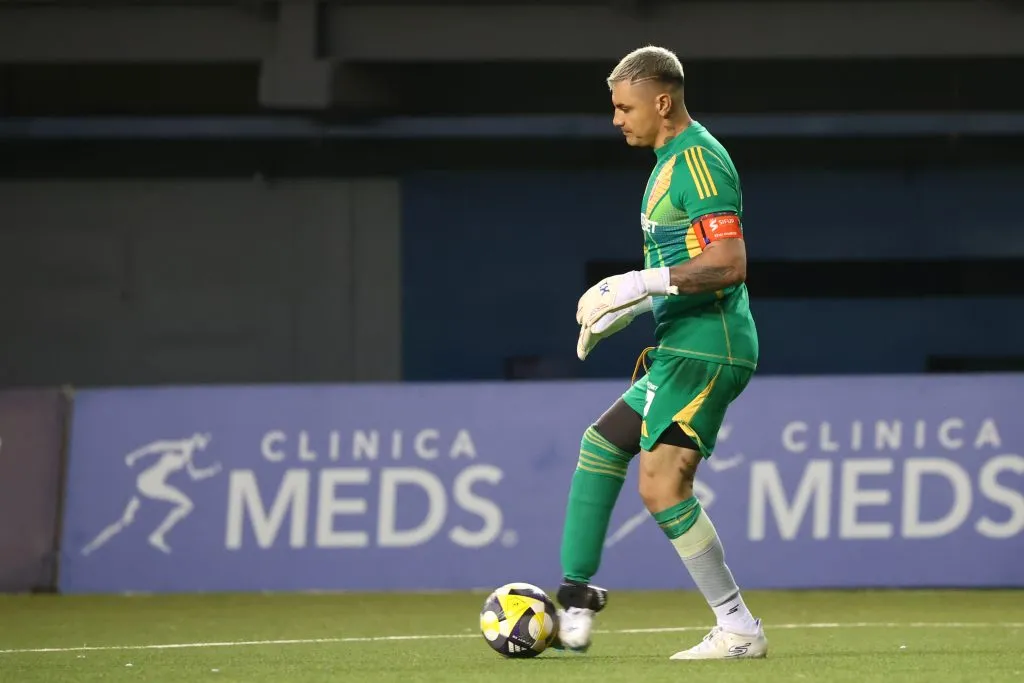 Cristóbal Campos reconoció una espina clavada con la U tras su polémica salida. Foto: Photosport.