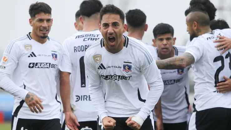 Javier Correa anotó el primero de Colo Colo.
