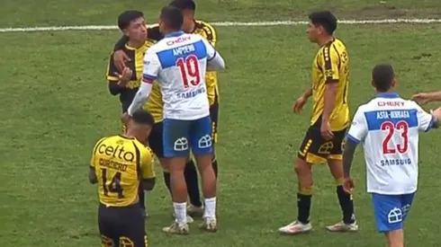Cristián Zavala fue reprochado por varios jugadores de la Católica.