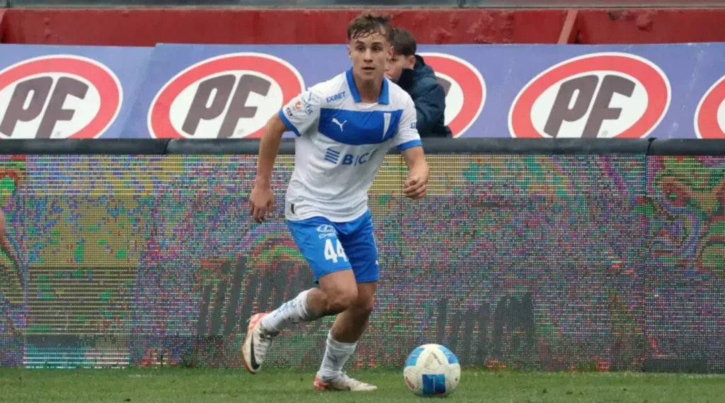 José Salas en acción durante su debut con la Católica. (Foto: Cruzados SADP).