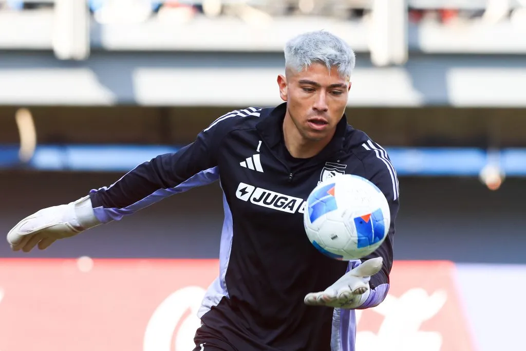Brayan Cortés perdió el puesto de titular en Colo Colo desde hace varios partidos. | Foto: Photosport.