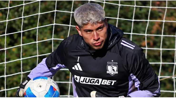 Cortés sigue siendo arquero de Colo Colo a pesar del interés de Peñarol.