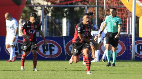 Es uno de los goleadores del fútbol chileno y revela el golpe más duro que recibió de la vida.