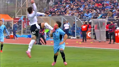 Alan Saldivia no recibió tarjeta roja por esta acción ante O'Higgins.