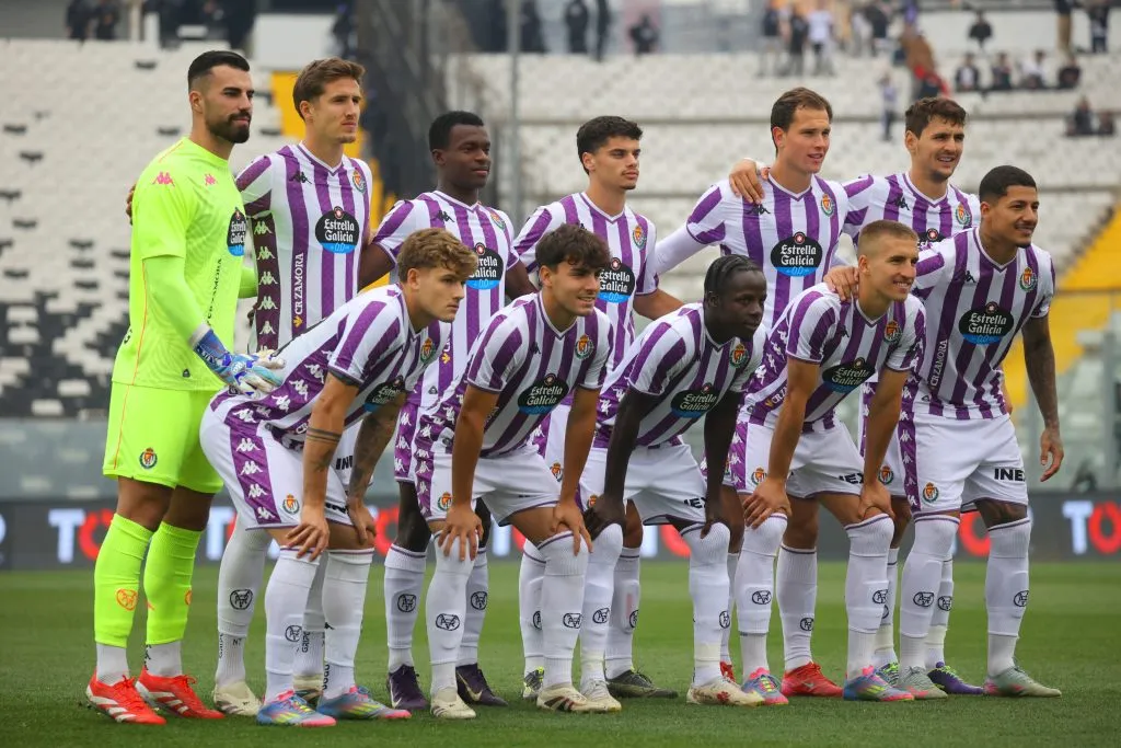 El Real Valladolid quedó encantado con el ambiente de los hinchas de Colo Colo en los amistosos. Foto: Photosport.