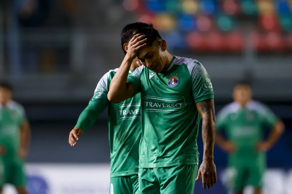 Esteban Matus es el punto en discordia entre la U y Audax | Photosport