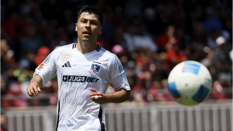 Tomás Alarcón sigue sin poder sumar minutos en Colo Colo tras su lesión.