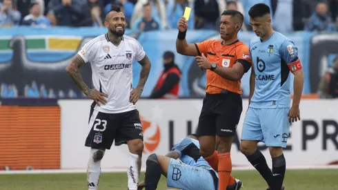 Los dardos apuntan a Nicolás Gamboa y el VAR.