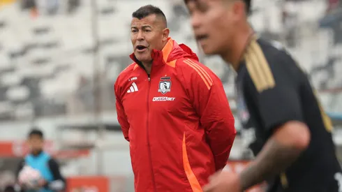 Acusan que Almirón se hace la "vístima".