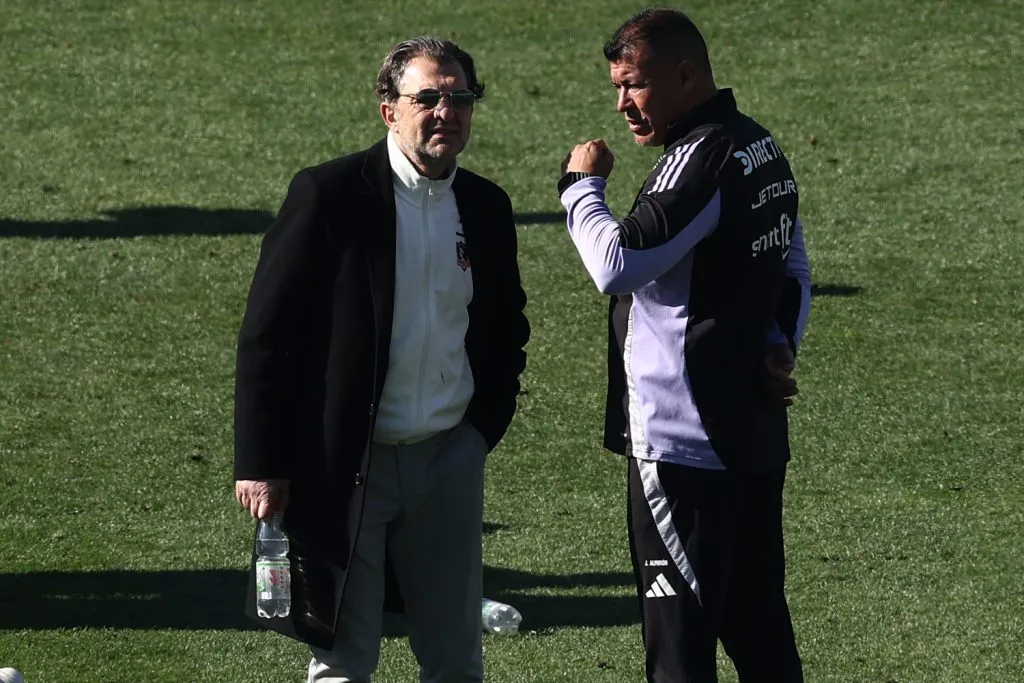 Guarello le pega a Almirón y Mosa en Colo Colo por vende humos: “la pelea por el titulo será de la U y Coquimbo”.