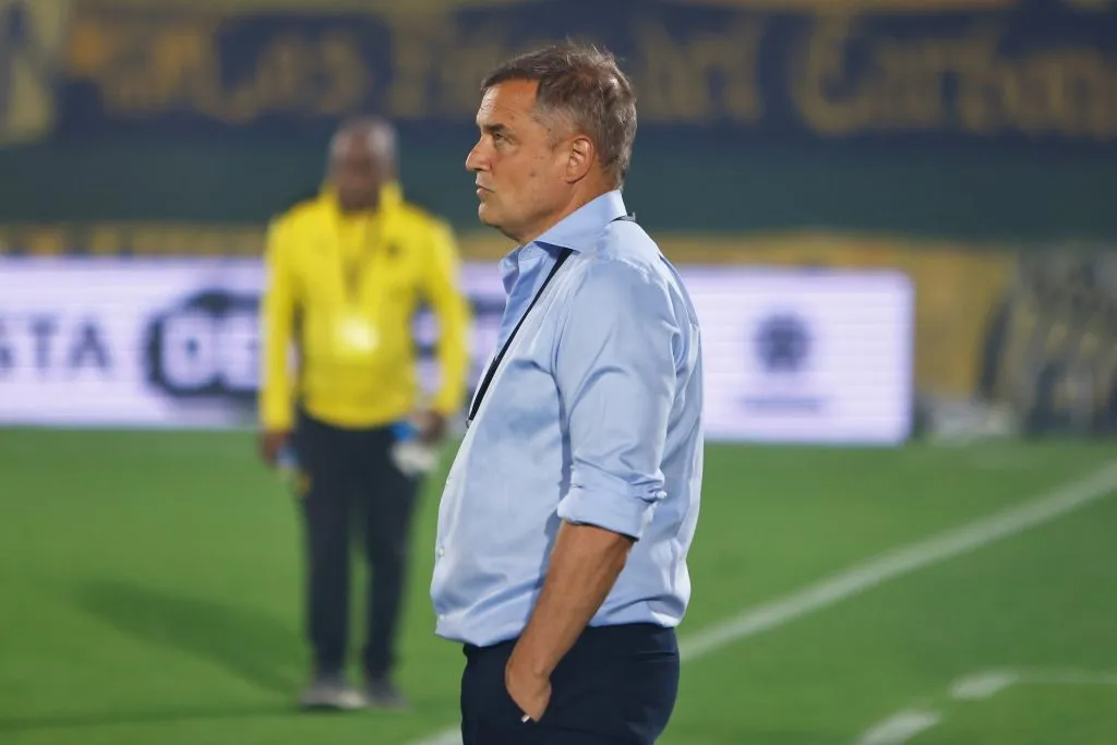Diego Aguirre, el entrenador de Peñarol. (Ernesto Ryan/Getty Images).