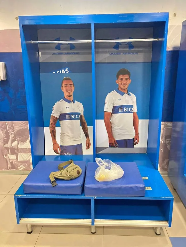 Los camarines del antiguo San Carlos de Apoquindo que se venden en Facebook.