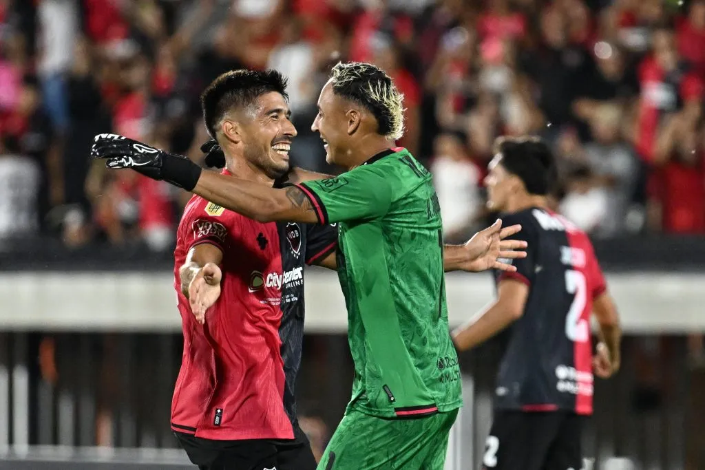 Keylor Navas celebra en Newell’s Old Boys. (Luciano Bisbal/Getty Images).